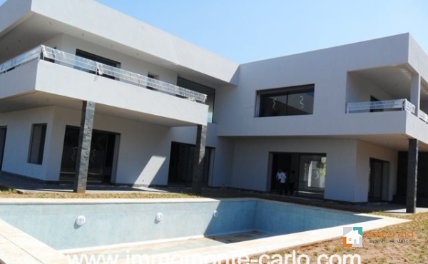Villa  neuve de luxe au quartier Souissi 