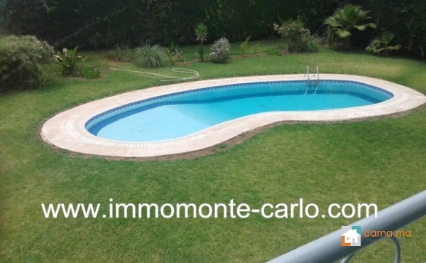 villa haut standing avec piscine à Souissi 