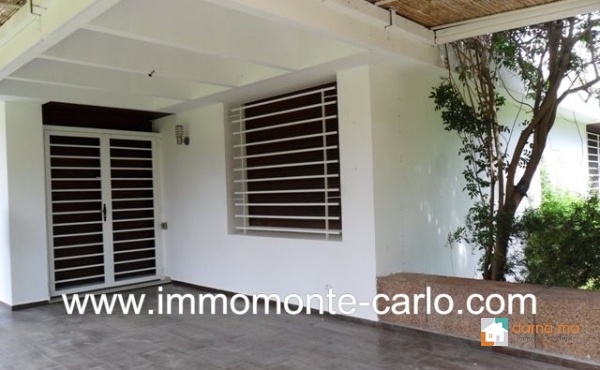 Jolie Villa à louer à Souissi RABAT