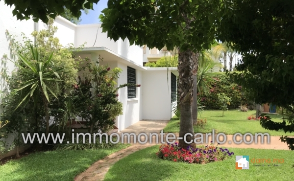 Villa avec beau jardin à louer au quartier Aviation