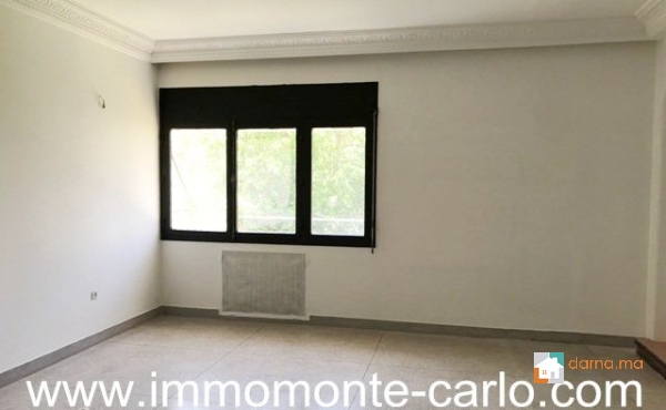 Villa avec jardin à louer au quartier Hassan