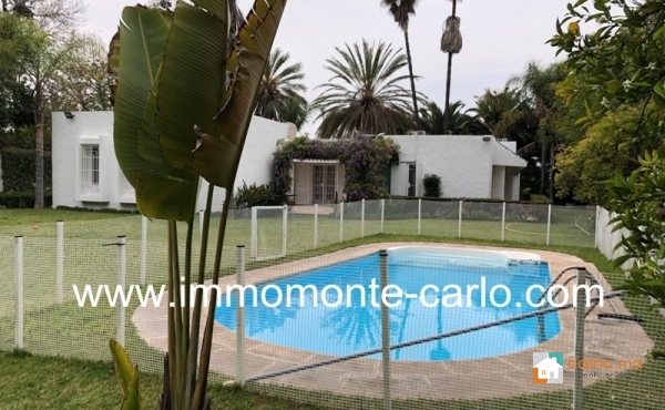 Très belle villa avec piscine à Souissi Rabat